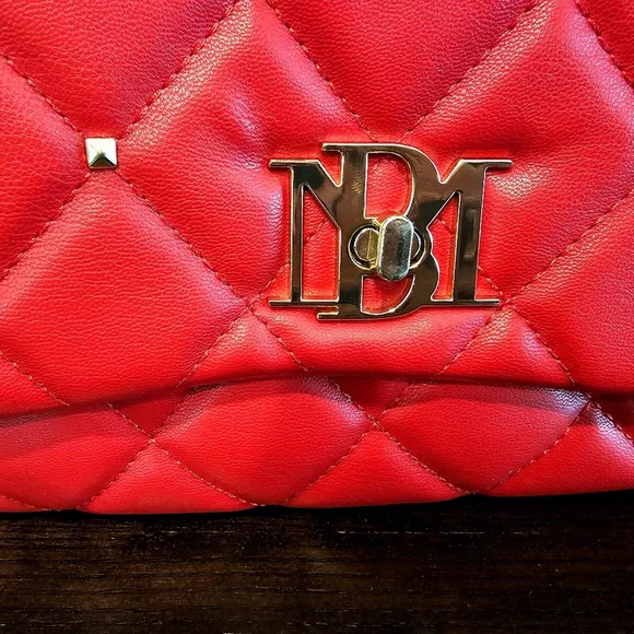 Badgley Mischka Red Quilted Chain Shoulder Bag.